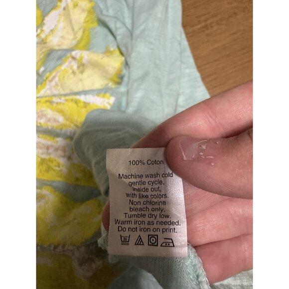 J.Crew Women Size Medium V Neck Short Sleeve Shirt Cotton Floral Lightweight‎ - Picture 8 of 9